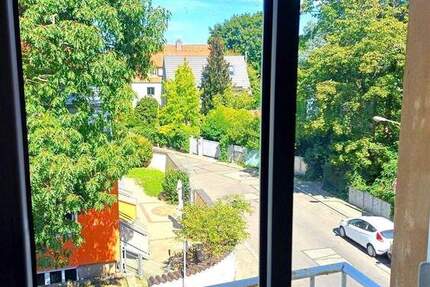 Modernisierte 3-Zi.-Wohnung mit Loggia, Garage, ruhige Grünlage, Luitpoldhain, Nähe Innenstadt 3 zimmer