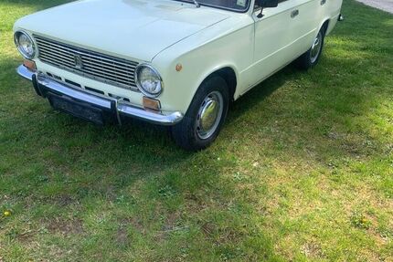 Lada 1200