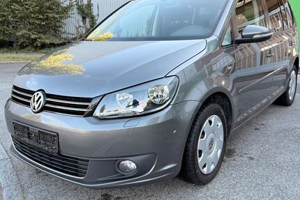 VW Touran 148.000 km 7.490 € Fürth 90763