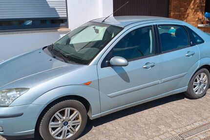 Ford Focus 142.000 km 1.300 € Fürth 90765