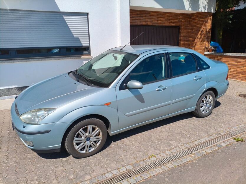 Ford Focus 142.000 km 1.300 € Fürth 90765