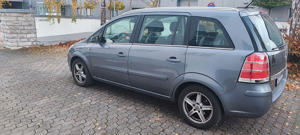 Opel Zafira 191.000 km 4.500 &euro; Schwabach 91126