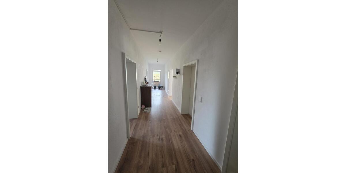 Etagenwohnung Wendelstein - 3 Zimmer, 100 m&sup2;, 1.270&euro; | Angebot:26664508