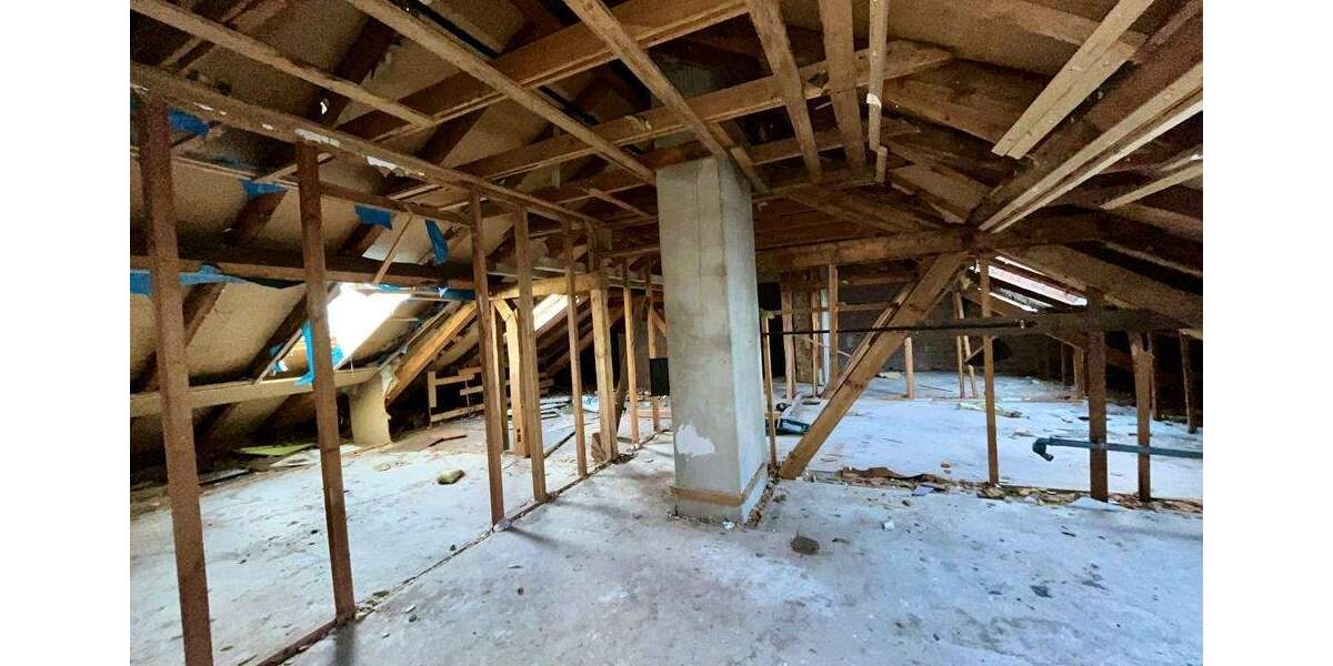 Mehrfamilienhaus, Wohnhaus Nürnberg Steinbühl - 9 Zimmer, 374 m&sup2;, 699.000&euro; | Angebot:25192689