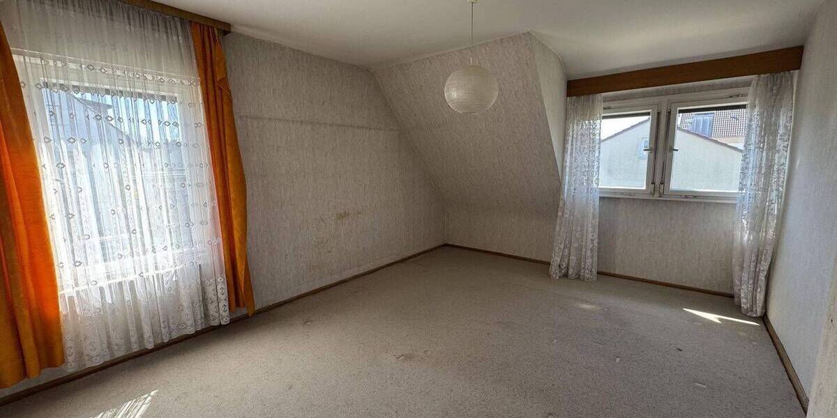 Mehrfamilienhaus, Wohnhaus Fürth Burgfarrnbach - 5 Zimmer, 120 m&sup2;, 445.000&euro; | Angebot:26805301