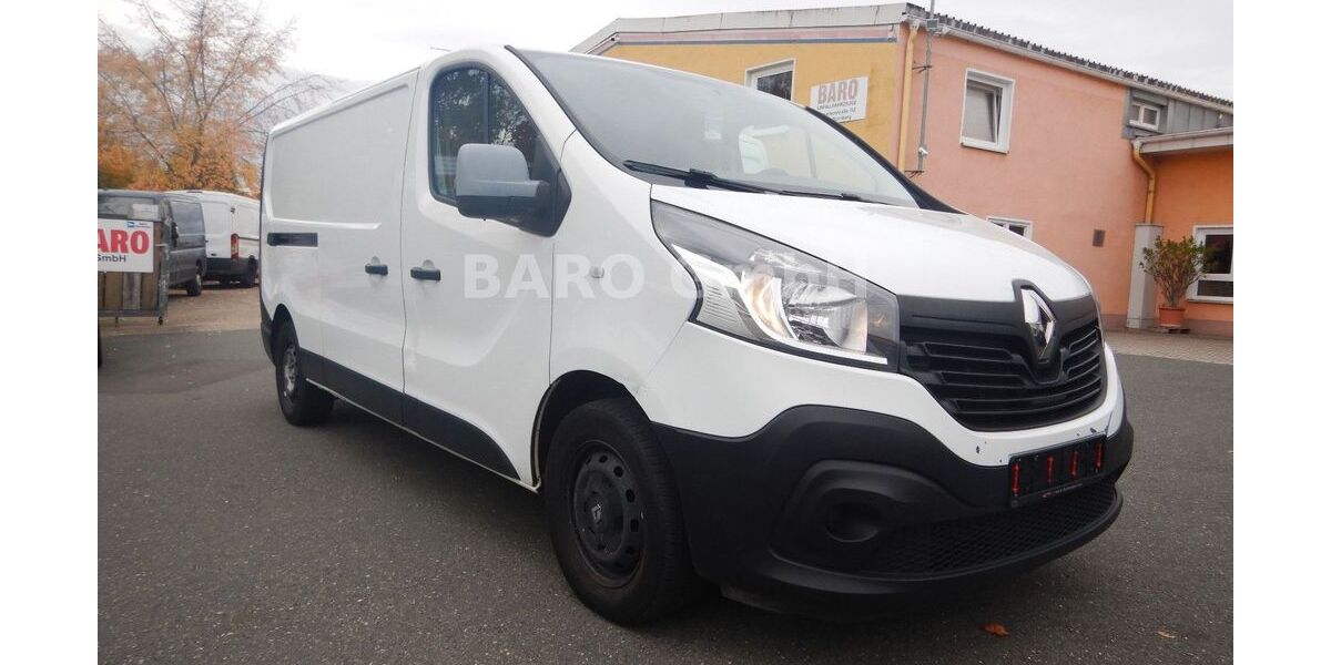 Renault Trafic 211.648 km 5.400 &euro; Nürnberg 90449