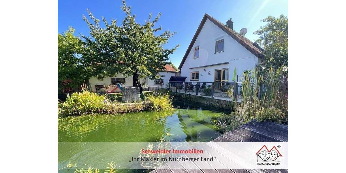 Wie ein Haus am See: Einfamilienhaus (Bj. 1993) mit Traumgarten und Garage in Lauf-Kuhnhof 5 zimmer
