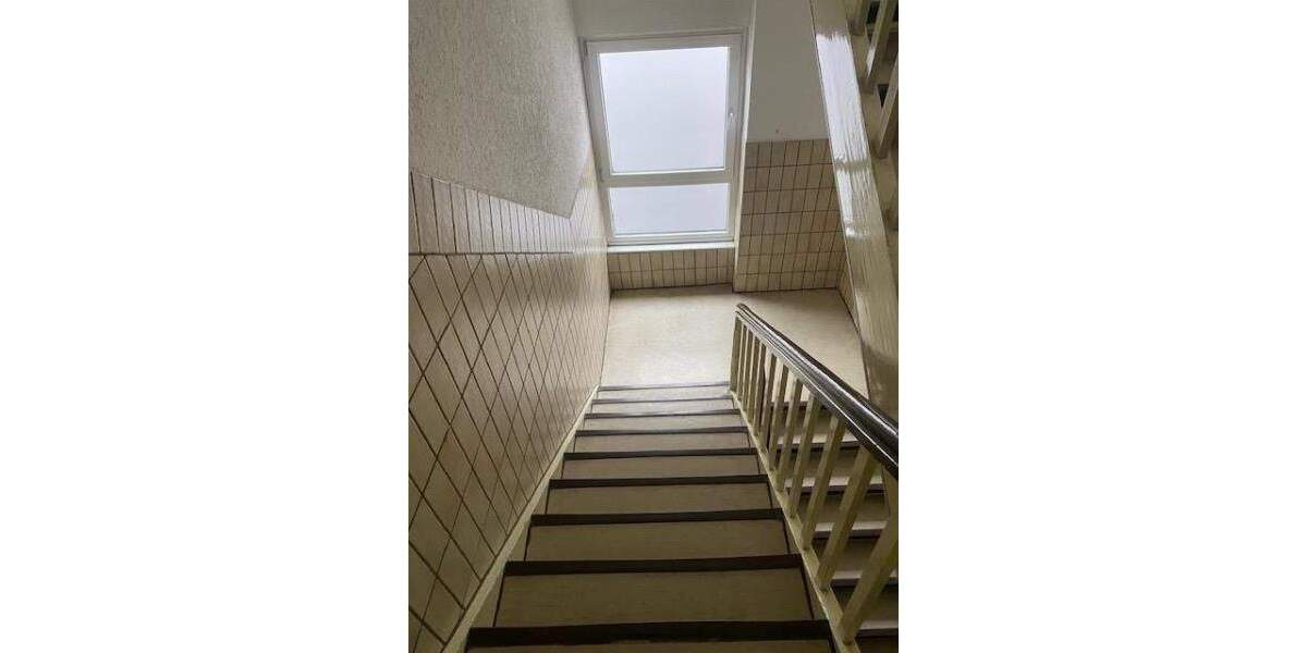 Etagenwohnung Nürnberg Steinbühl - 3 Zimmer, 70 m&sup2;, 770&euro; | Angebot:25665544