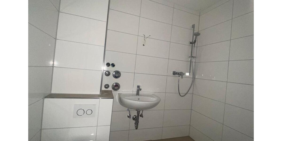 Sonnige 48 qm mit Balkon in Schwarzenbruck 2 zimmer