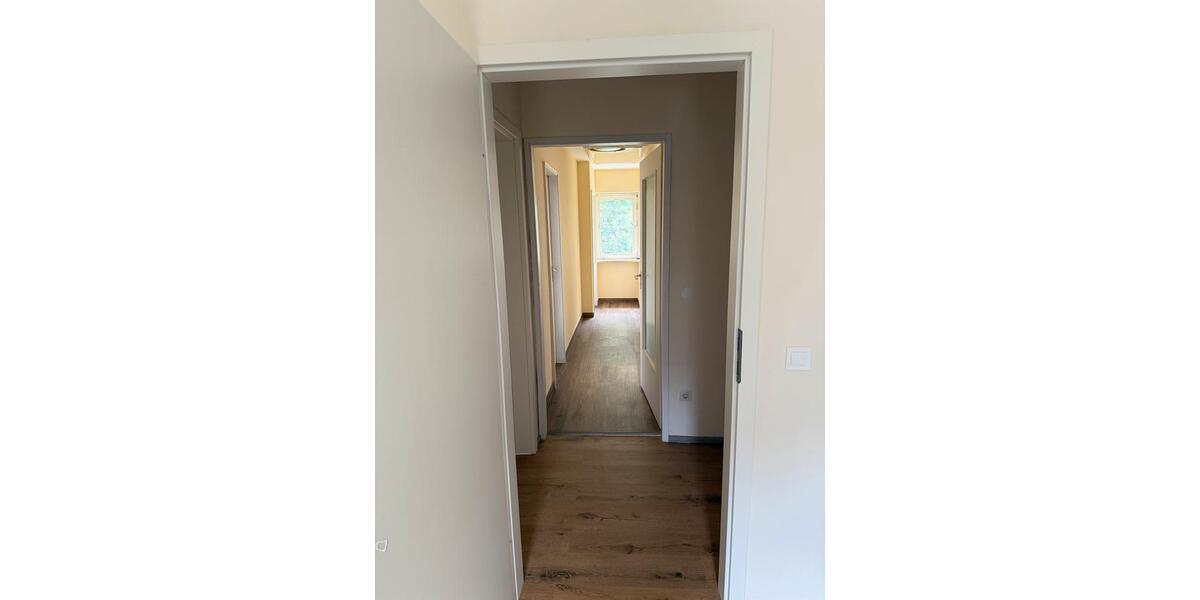 Zu Vermieten 3 Zimmer Wohnung 3 zimmer