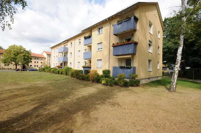 Wohnung zum Mieten in Erlangen 980,54 € 100.26 m² 5 zimmer