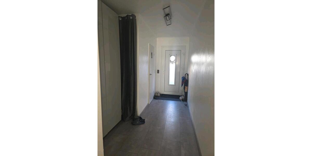 Reihenhaus Roßtal - 5 Zimmer, 122 m&sup2;, 485.000&euro; | Angebot:26210734