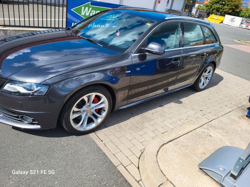Audi A4 225.000 km 9.000 € Forchheim 91301