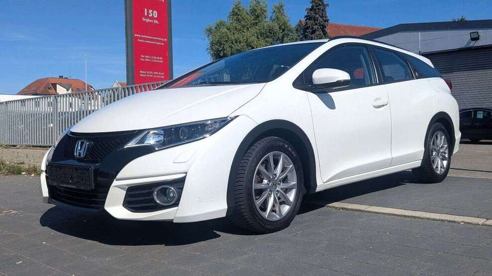 Honda Civic 79.500 km 11.990 € Nürnberg 90431