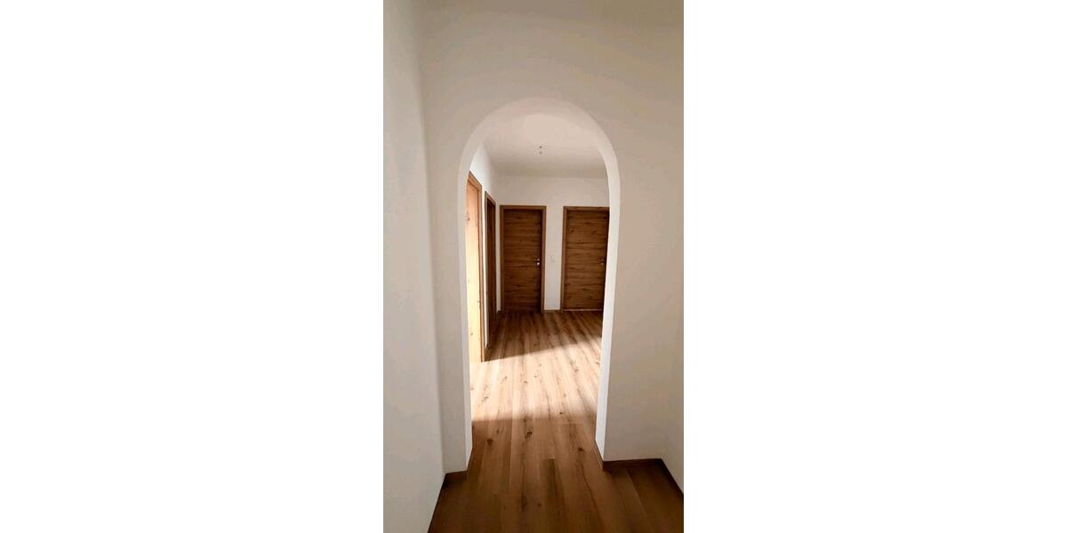 Etagenwohnung Dietenhofen - 4.5 Zimmer, 108 m&sup2;, 990&euro; | Angebot:27612324