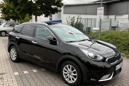 Kia Niro 129.500 km 12.400 € Nürnberg 90475