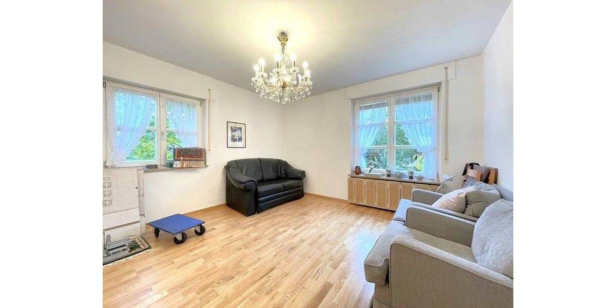 Familientraum am Entensee! Stilvolles Einfamilienhaus mit großem Garten und Garage 5 zimmer