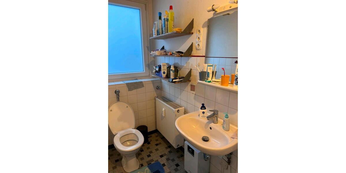 Helles WG Zimmer in Mädels WG 1 zimmer