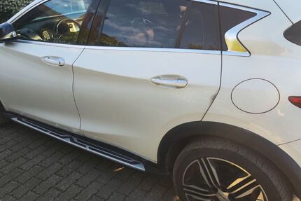 INFINITI QX30 130.000 km 13.899 &euro; Wendelstein 90530