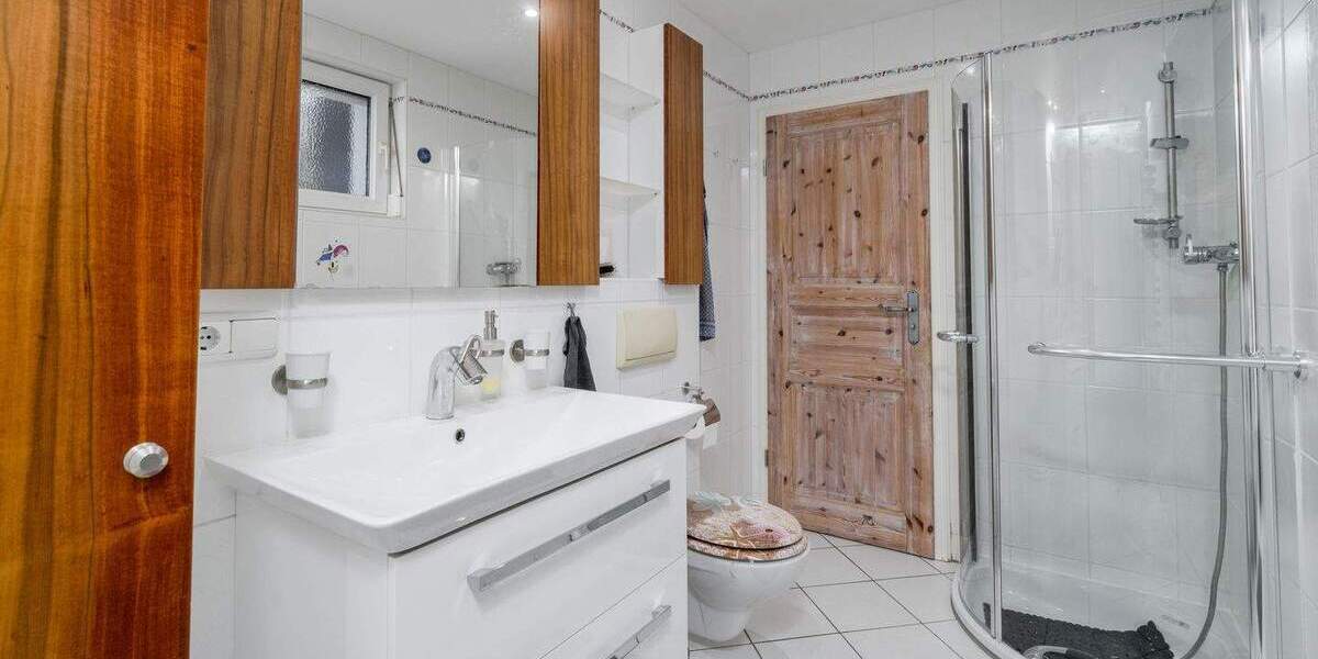 Mehrfamilienhaus, Wohnhaus Stein Deutenbach - 8 Zimmer, 219 m&sup2;, 850.000&euro; | Angebot:25666707