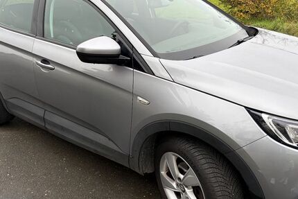 Opel Grandland (X) 76.000 km 14.000 &euro; Forchheim 91301