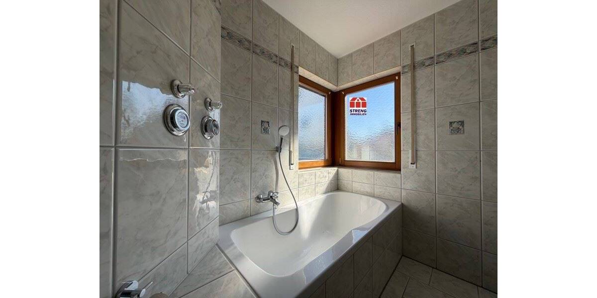 Etagenwohnung Leinburg Diepersdorf - 4 Zimmer, 95 m&sup2;, 325.000&euro; | Angebot:26217946