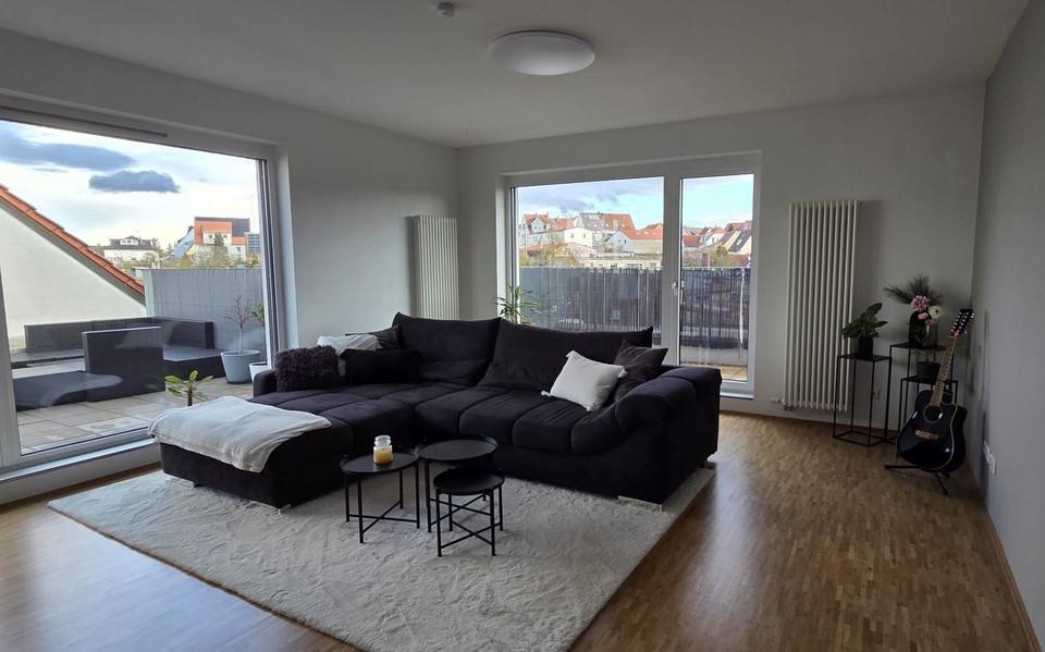 Einfamilienhaus Cadolzburg - 5 Zimmer, 165 m&sup2;, 2.100&euro; | Angebot:25025133