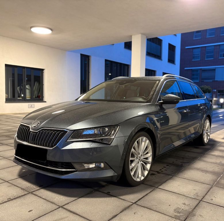 Skoda Superb 148.000 km 18.600 € Nürnberg 90402