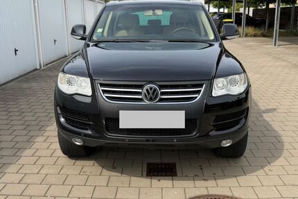 VW Touareg 260.000 km 4.499 &euro; Nürnberg 90439