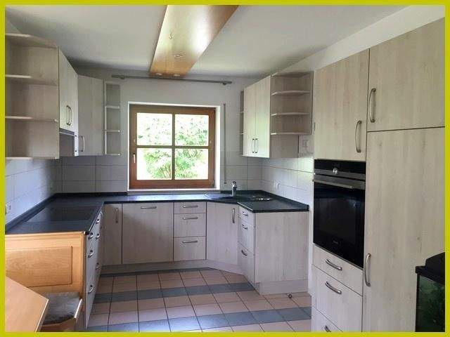 Gepflegtes & sonniges Haus mit viel Platz und schöner Aussicht! 4 zimmer