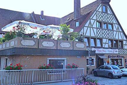 Hotel mit Gaststätte und Wohnung zimmer