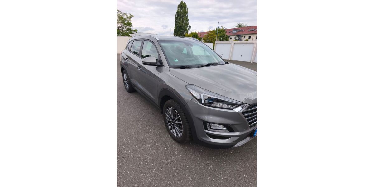 Hyundai TUCSON 47.000 km 17.990 &euro; Nürnberg 90480