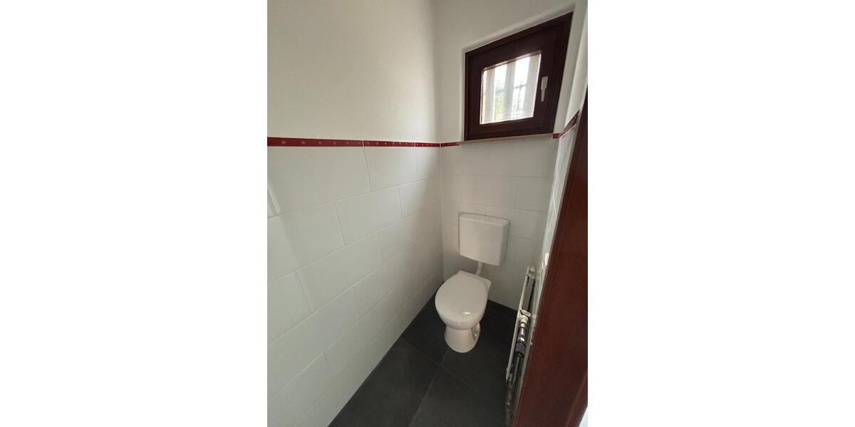 Reihenhaus Nürnberg Holzheim - 6 Zimmer, 120 m&sup2;, 1.700&euro; | Angebot:25895295