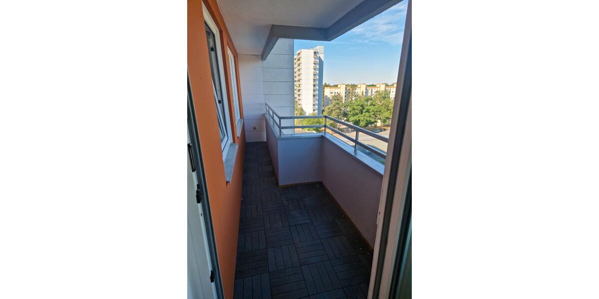 Etagenwohnung Nürnberg Langwasser - 2 Zimmer, 58 m&sup2;, 215.000&euro; | Angebot:27077325