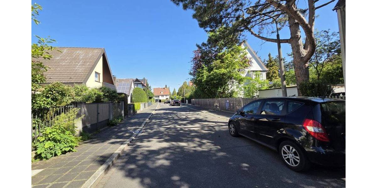 Etagenwohnung Nürnberg Thon - 4 Zimmer, 120 m&sup2;, 1.100&euro; | Angebot:26910573