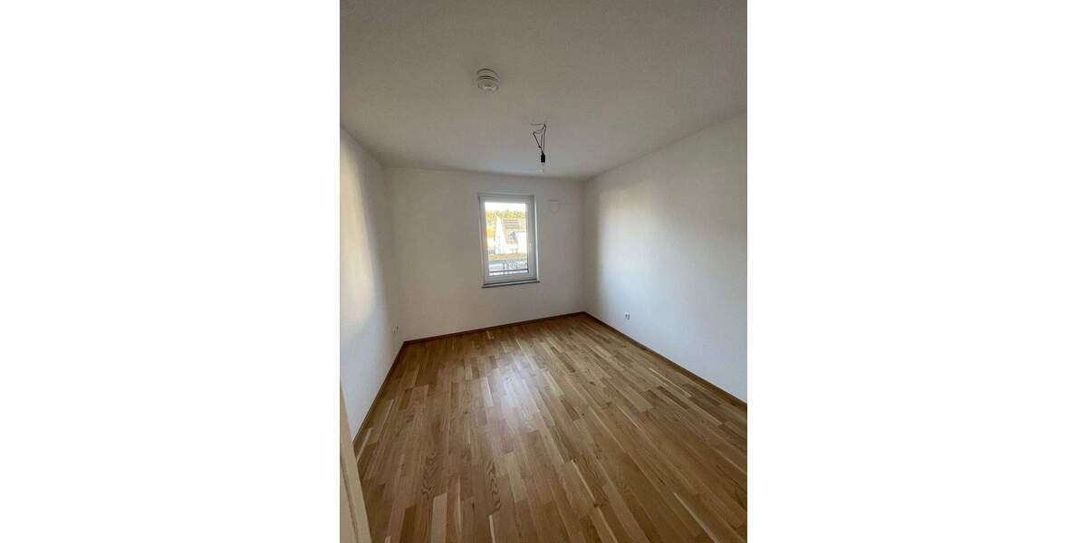 Etagenwohnung Erlangen Dechsendorf - 3 Zimmer, 76 m&sup2;, 1.265&euro; | Angebot:25688808