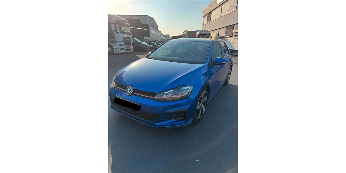 VW Golf 104.000 km 21.245 &euro; Nürnberg 90427