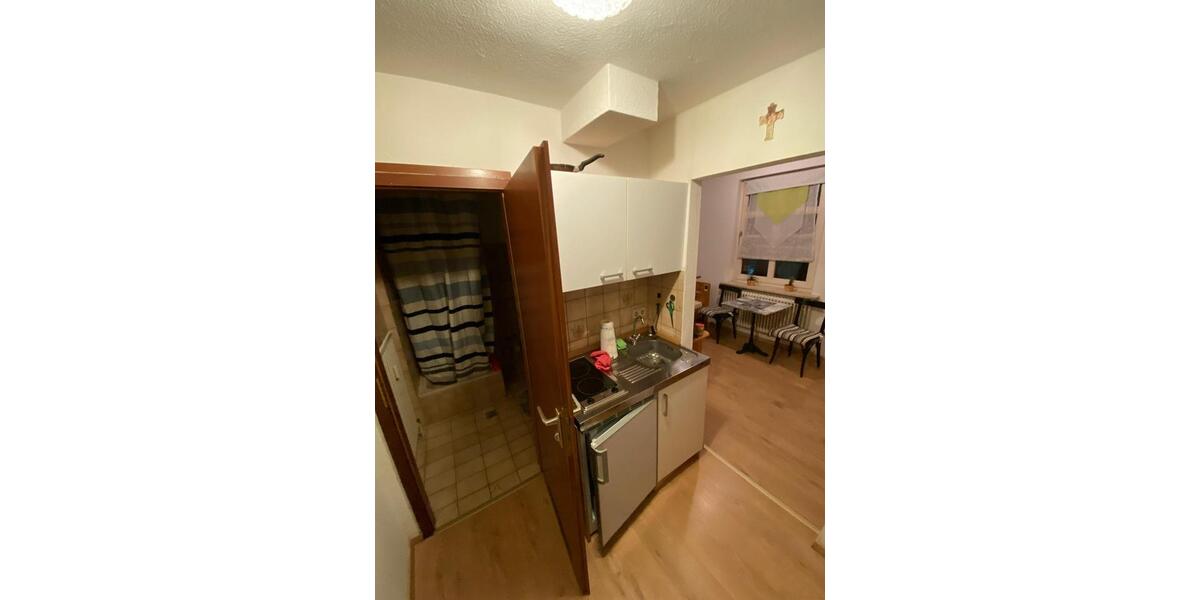 Etagenwohnung Nürnberg Erlenstegen - 1 Zimmer, 22 m&sup2;, 400&euro; | Angebot:25408112