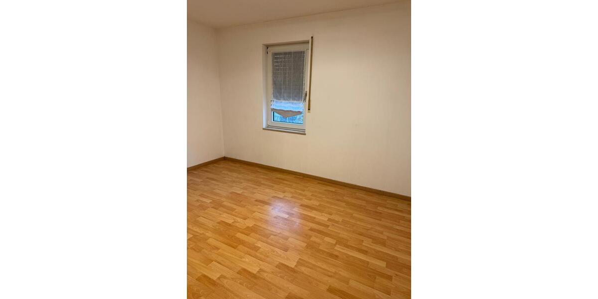 Moderne 2-Zi.-Wohnung (Fußbodenheizung&TG-Stellplatz) – ab 1.2.26 2 zimmer