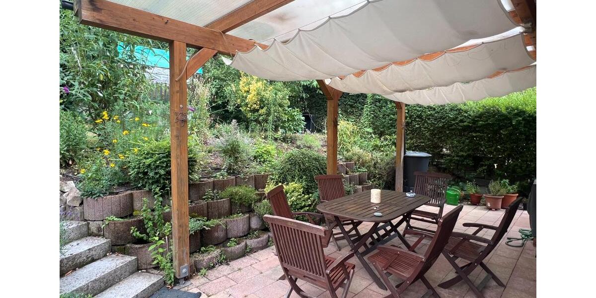 Mehrfamilienhaus, Wohnhaus Bubenreuth - 8 Zimmer, 215 m&sup2;, 739.000&euro; | Angebot:26453412