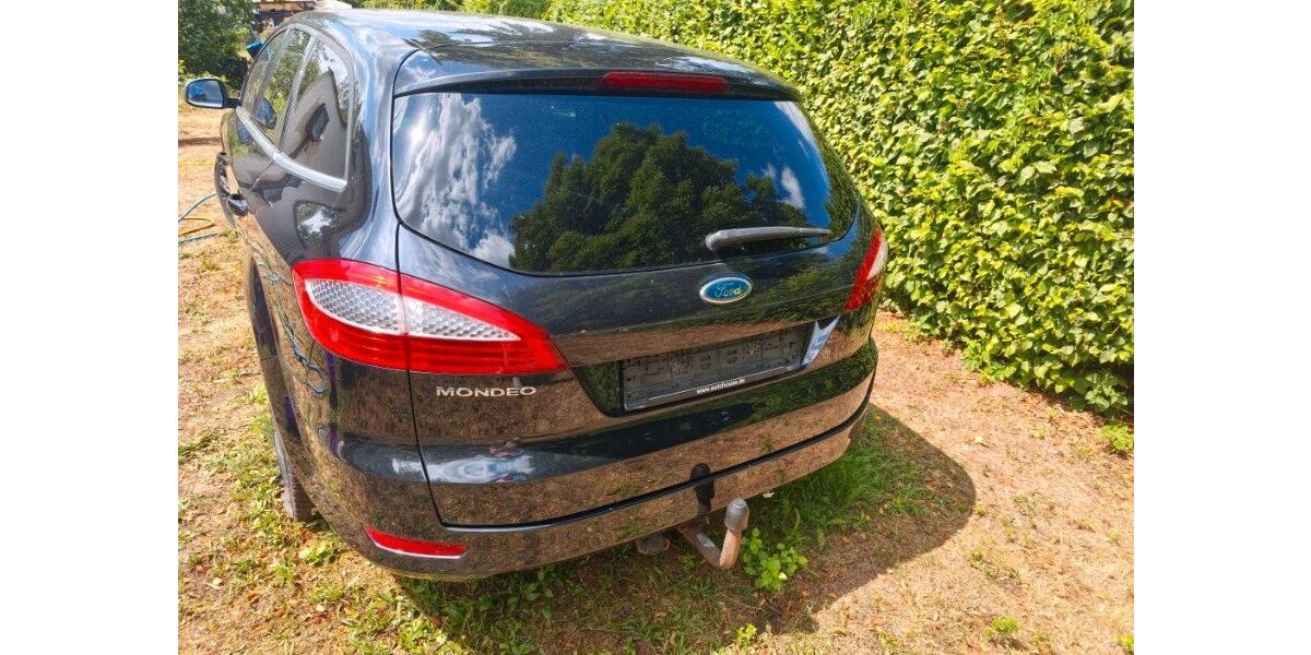 Ford Mondeo 151.662 km 2.900 &euro; Allersberg 90584
