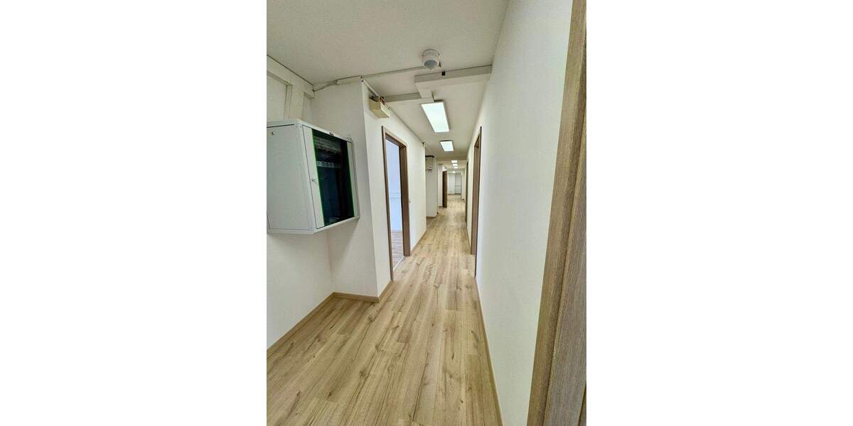 Büro Praxis Seminarräume Nürnberg - saniert, ca. 220 m², bei Hbf - provisionsfrei (Eigentümer) zimmer