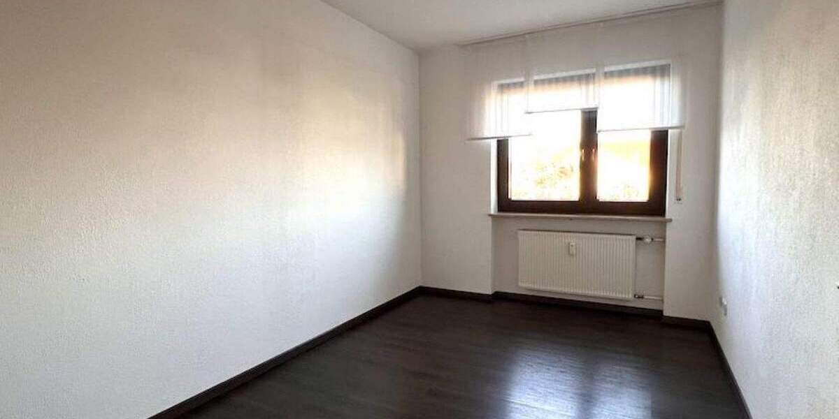 Etagenwohnung Pyrbaum - 4 Zimmer, 111 m&sup2;, 379.000&euro; | Angebot:25662843