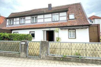 Citynah UND Ruhig - Einzigartiges Stadthaus mit Garage in schöner Lage von Lauf 5 zimmer