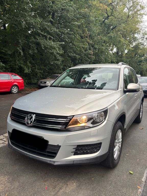 VW Tiguan 42.000 km 9.500 € Nürnberg 90451