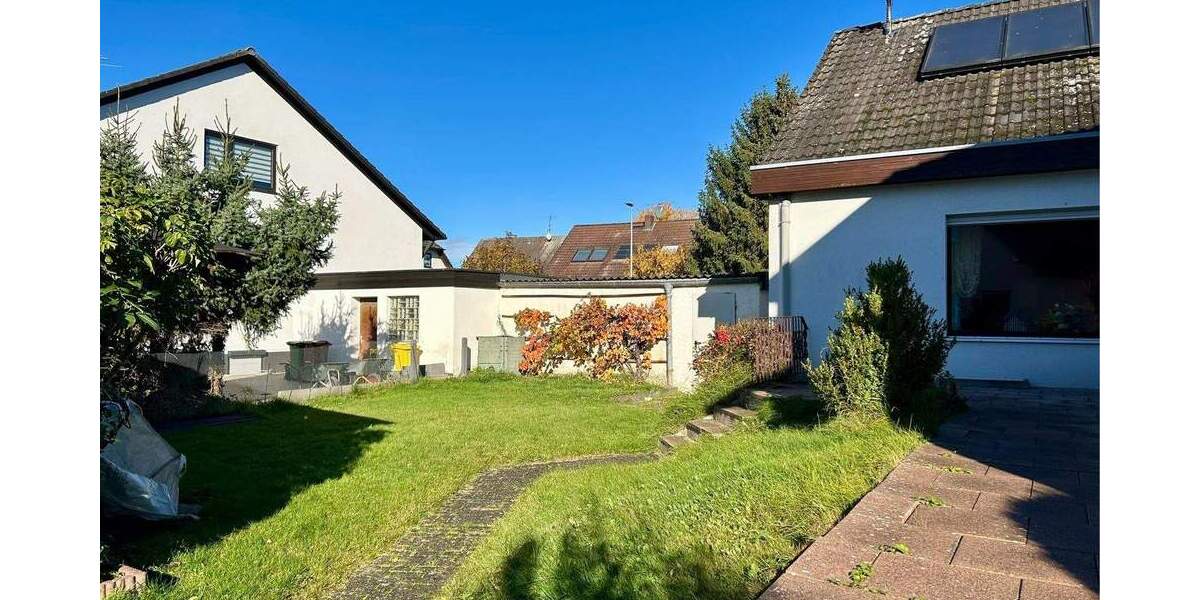 Mehrfamilienhaus, Wohnhaus Großenseebach - 7 Zimmer, 234 m&sup2;, 695.000&euro; | Angebot:25677860