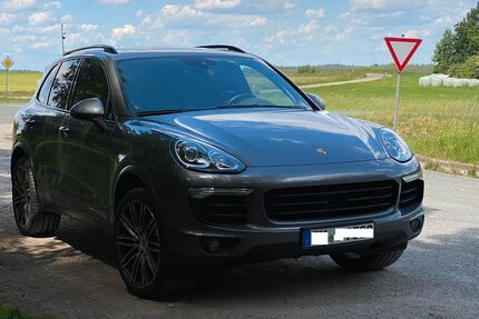 Porsche Cayenne 138.000 km 43.500 € Fürth 90765
