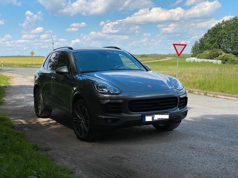 Porsche Cayenne 138.000 km 43.500 € Fürth 90765