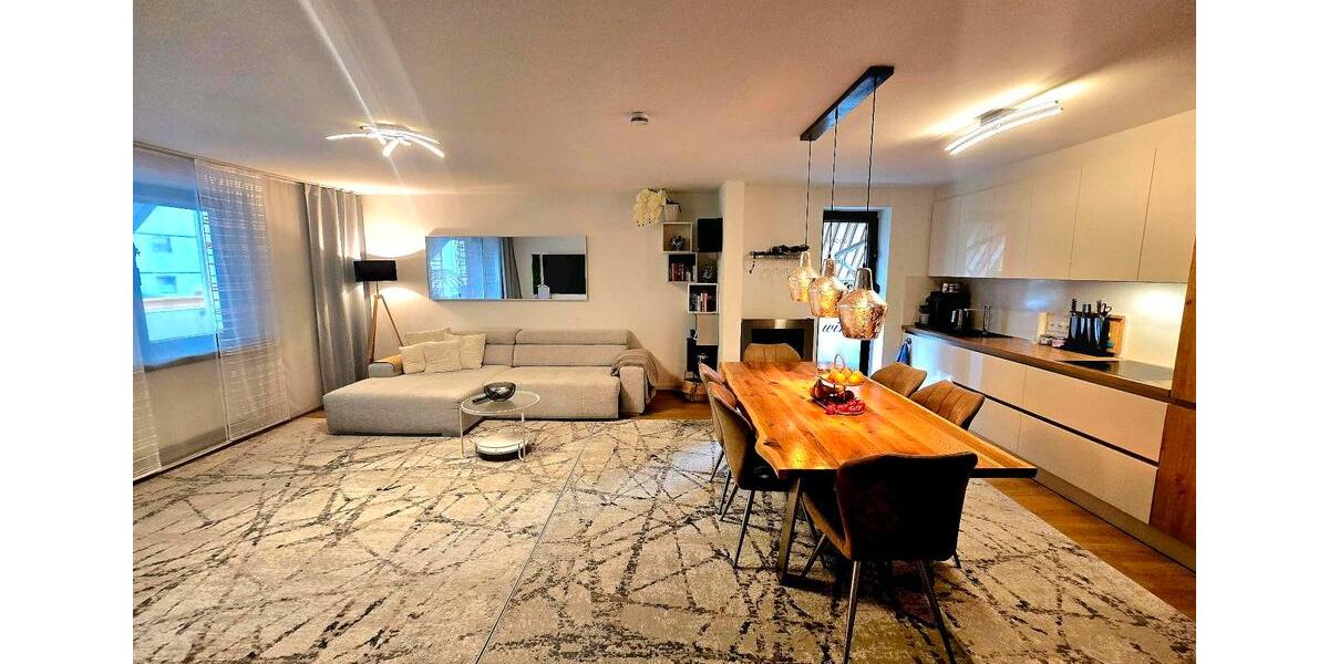 4 Zi.-Wohnung EG 2 Balkone 100m2 4 zimmer