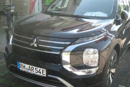 Mitsubishi Outlander 7.763 km 49.000 &euro; Allersberg 90584